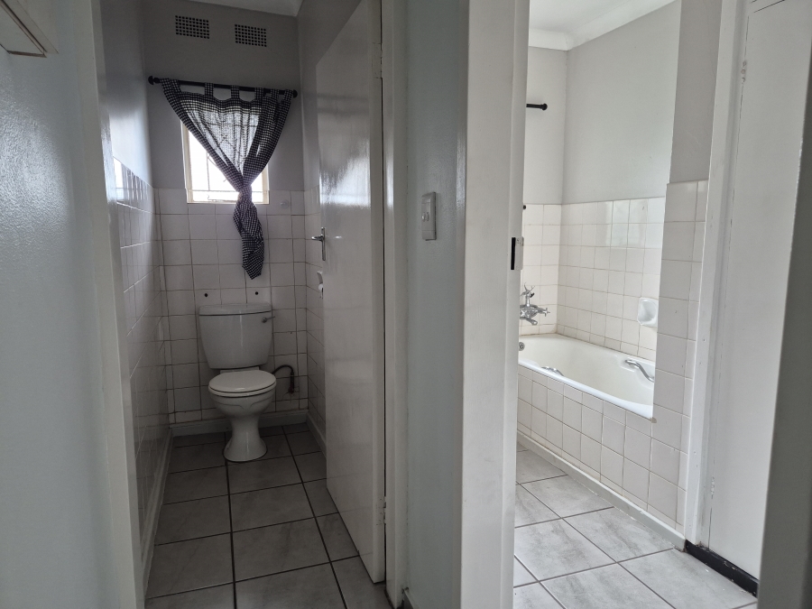2 Bedroom Property for Sale in Wilkoppies North West
